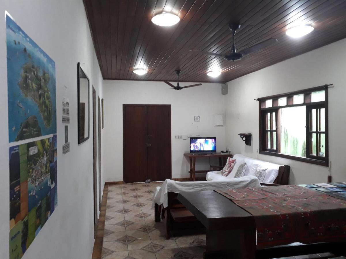 Quartos Proximo Ao Centro De Ilhabela Appartement Buitenkant foto