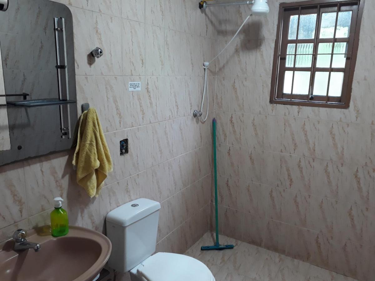 Quartos Proximo Ao Centro De Ilhabela Appartement Buitenkant foto